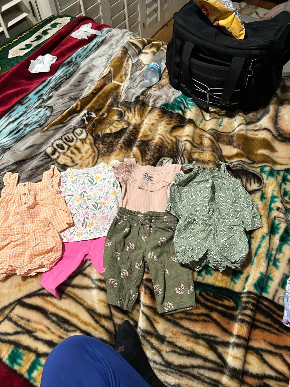 Bundle includes 4 matching sets